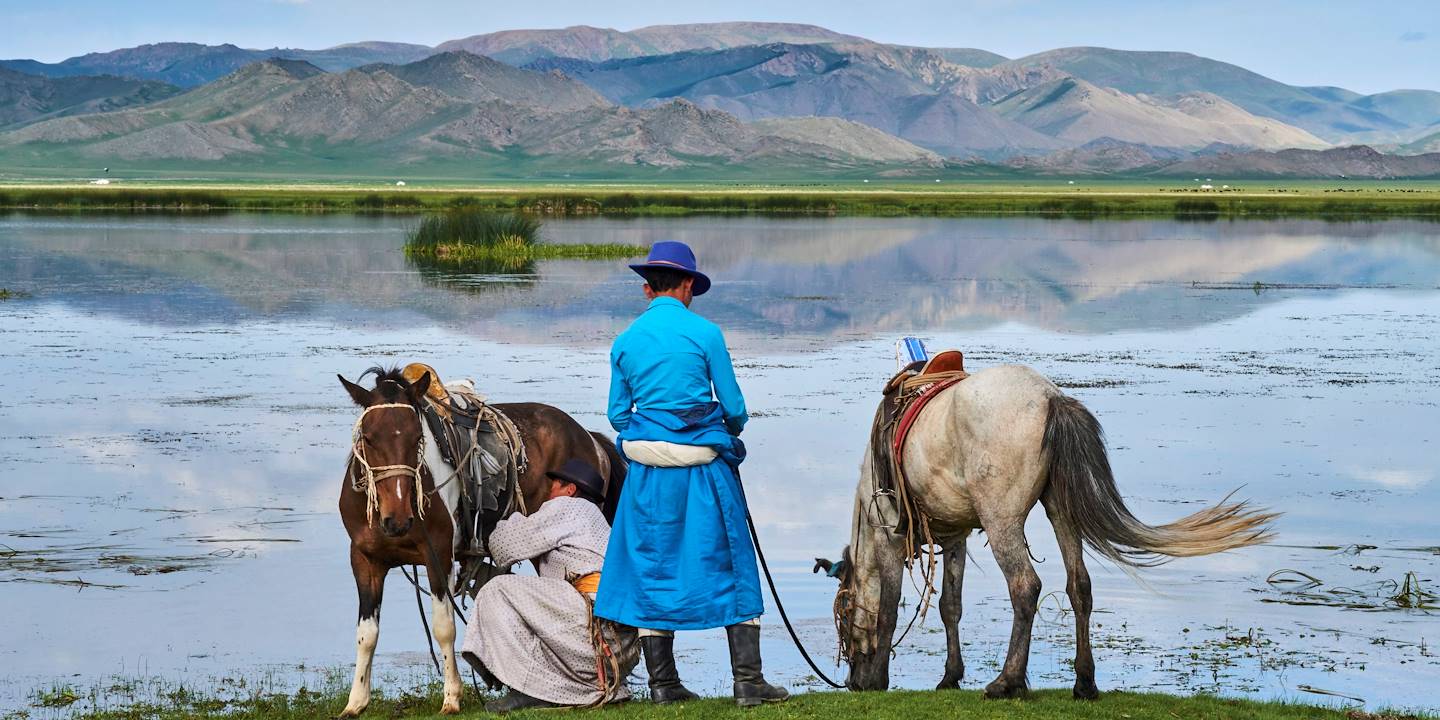 Cavaliers dans la province de Bayankhongor - Mongolie