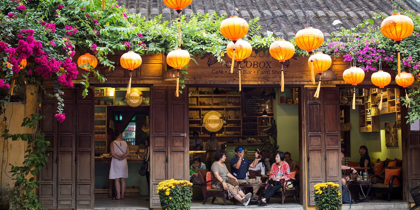 Bar branché dans le centre historique de Hoi An - Vietnam