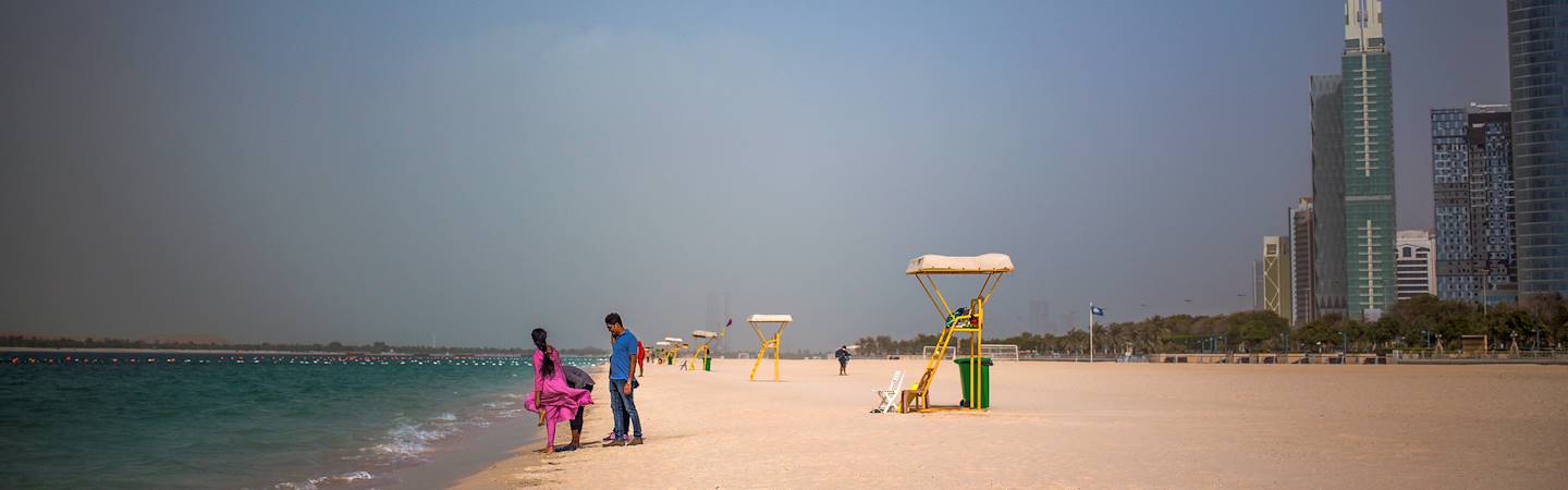 La plage et sa promenade - Abou Dhabi - Emirats Arabes Unis