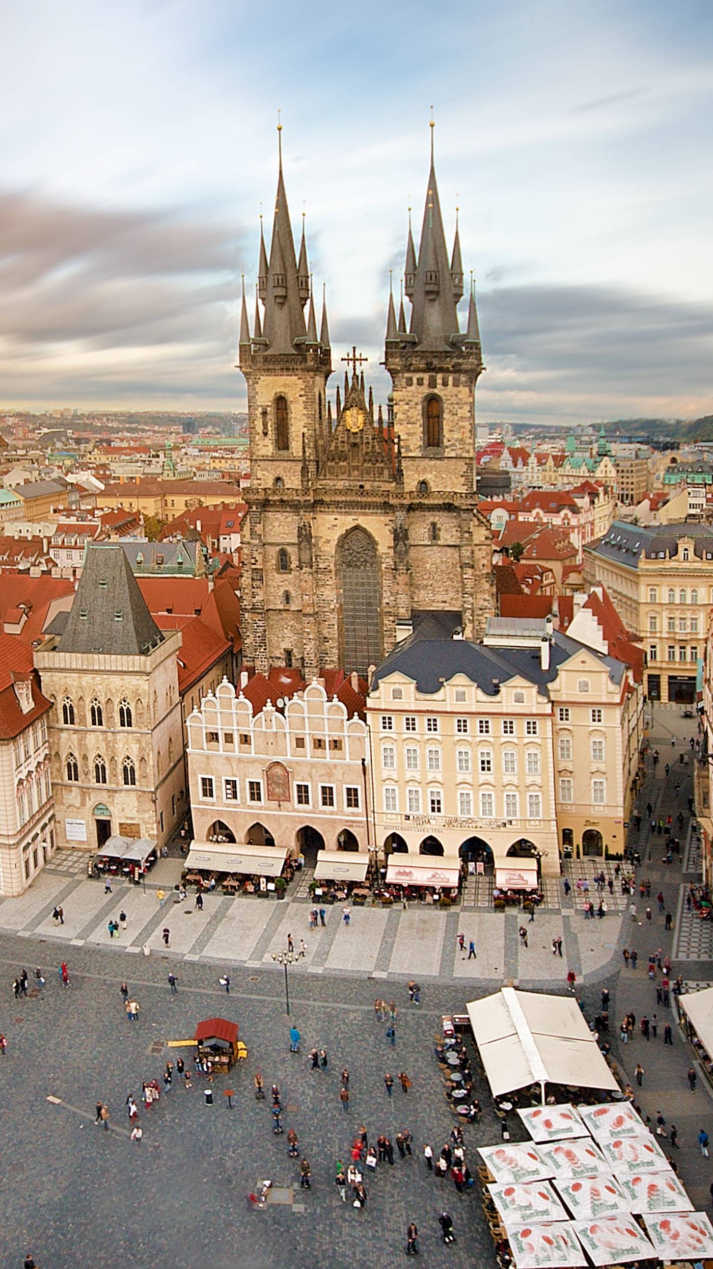 Vue de la place du marché dans la vieille ville - Prague - République Tchèque