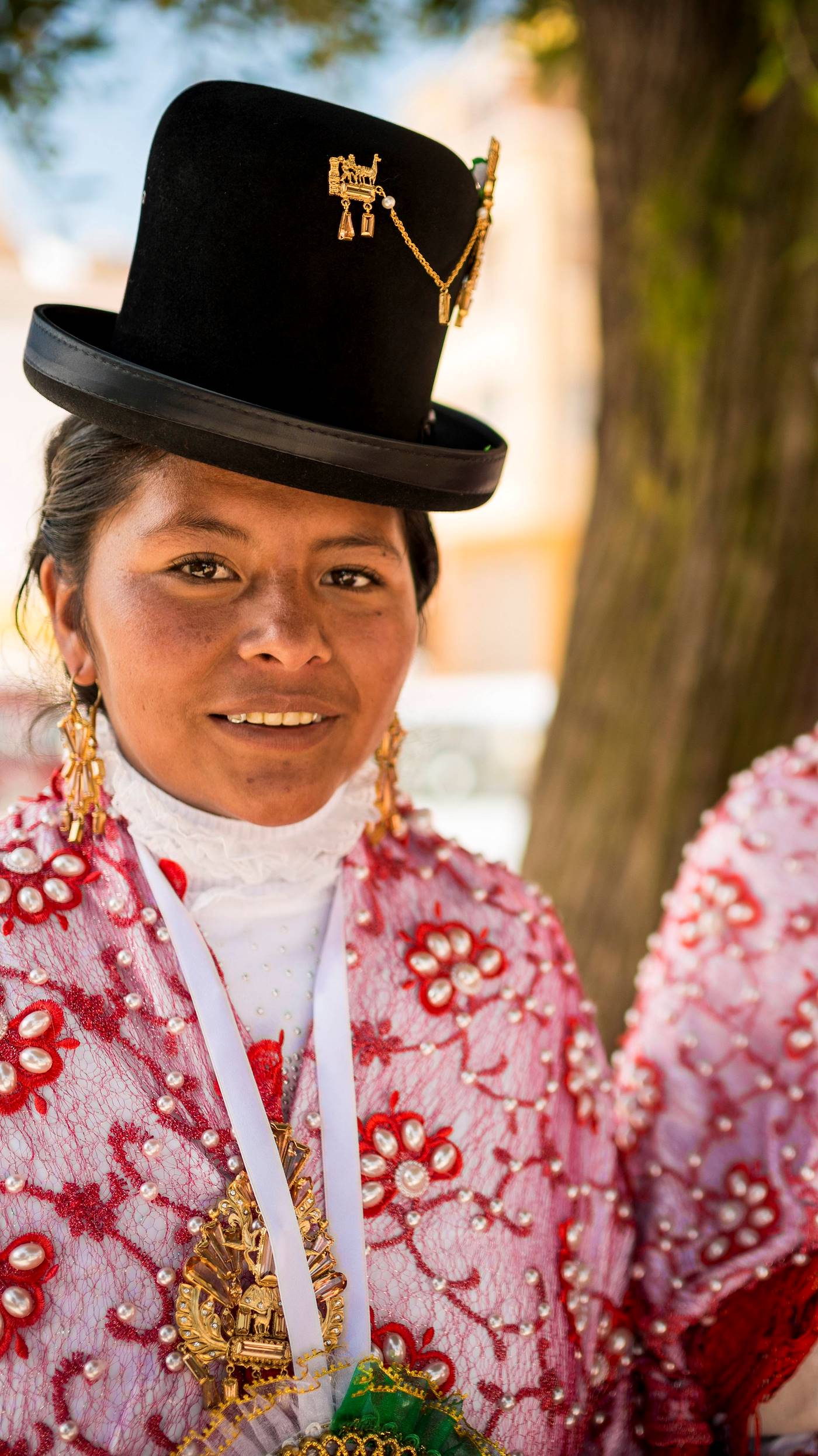Danseuses en costume traditionnel - Copacabana - Lac Titicaca - Bolivie