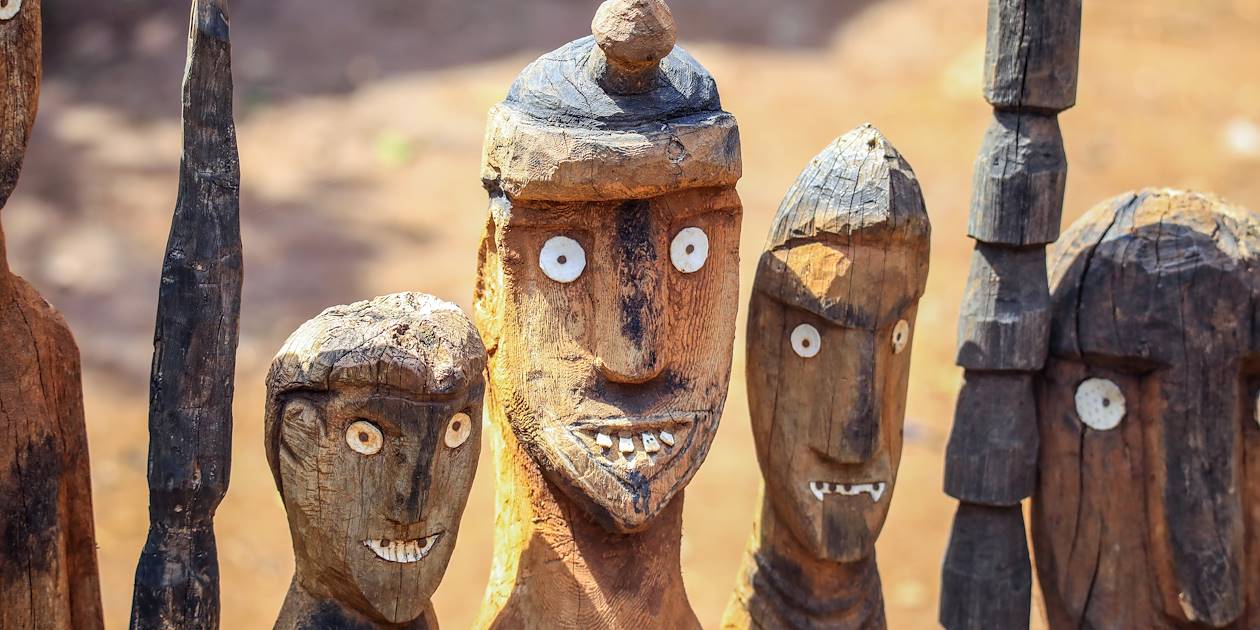 Statuettes funéraires nommées "Wakka" du peuple Konso - Ethiopie