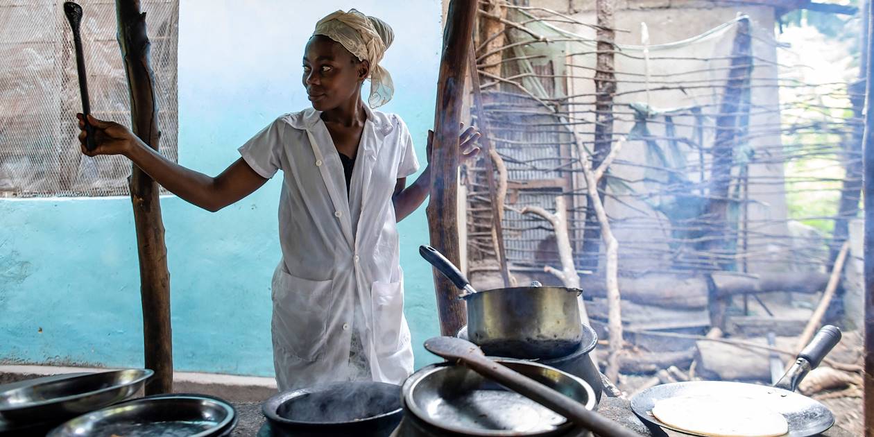 Déjeuner dans le village de Mto Wa Mbu - Mto Wa Mbu - Nord - Tanzanie 