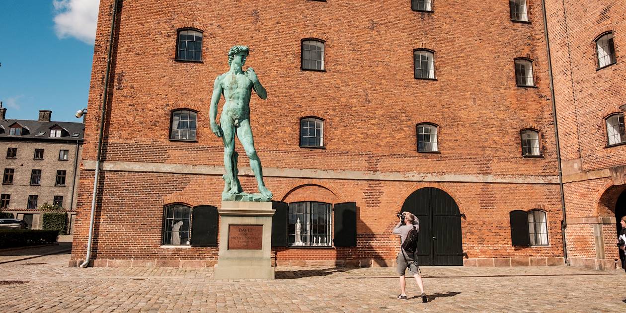 Statue sur les quais de Copenhague - Danemark