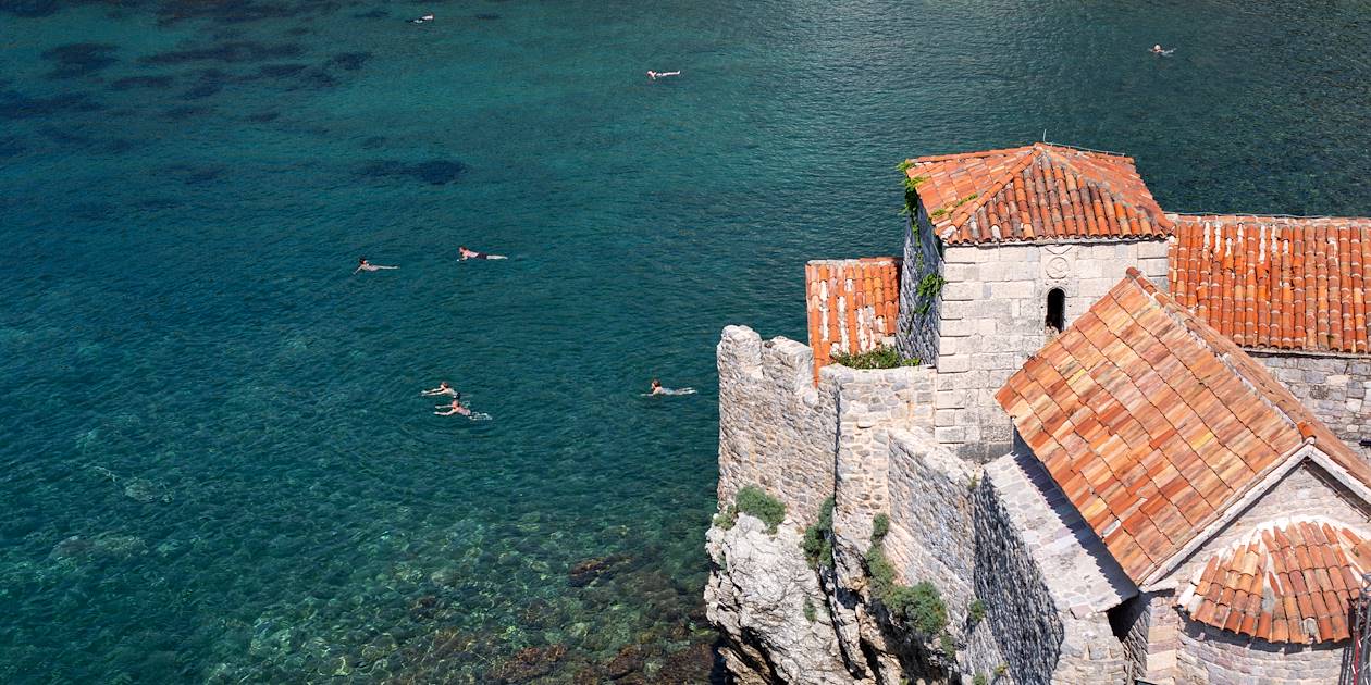 Église Santa Maria in Punta depuis les remparts de la Citadelle - Budva - Monténégro
