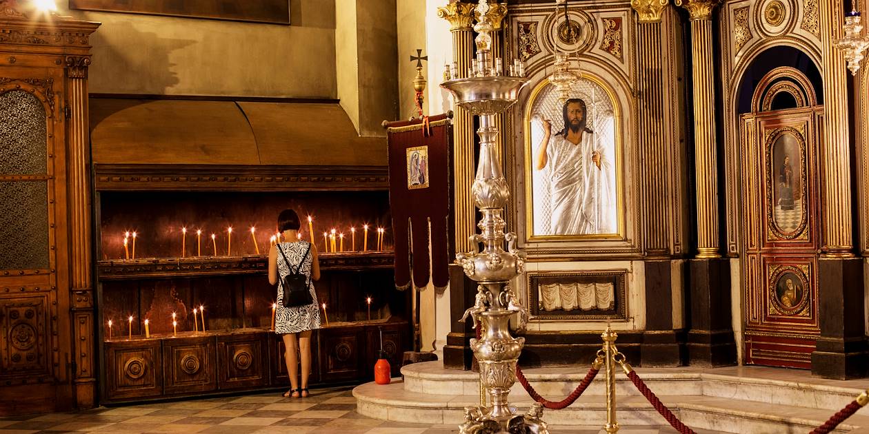 Intérieur de l'église St Nicolas à Kotor, ville fortifiée - Monténégro