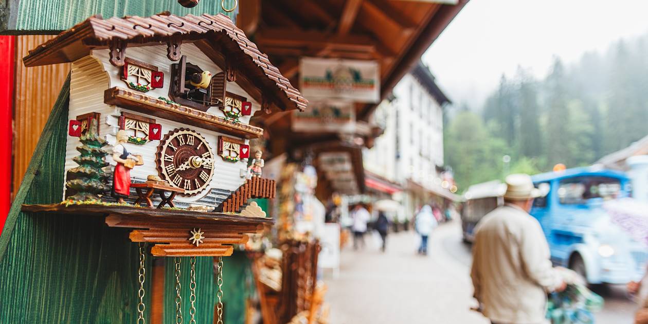 Coucou, horloge traditionnelle de la région de la Forêt Noire - Allemagne
