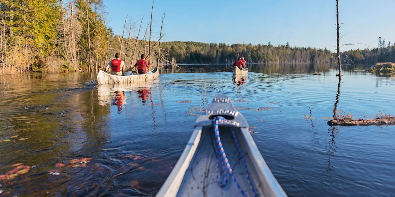 Balade en canoë amérindien - Rawdon - Québec - Canada