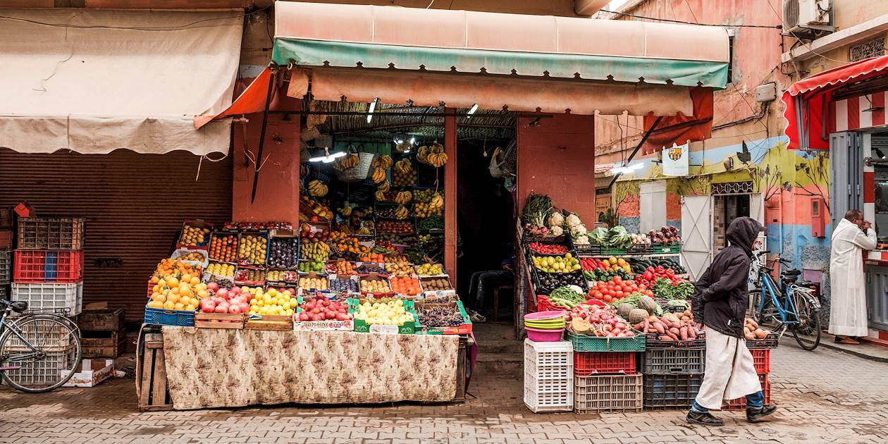 Magasin de fruits et légumes dans la Médina de Taroudant - Maroc