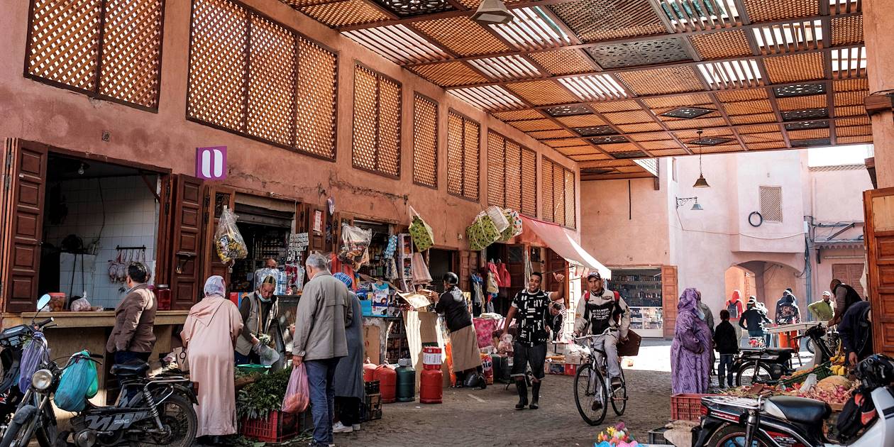 Marché dans le quartier Bab Taghzout - Marrakech - Maroc