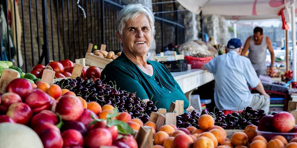 Marché en Roumanie