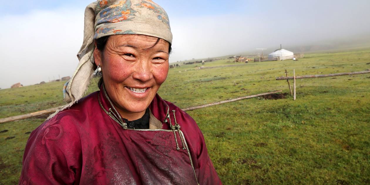 Portrait d'une femme Mongole - Mongolie
