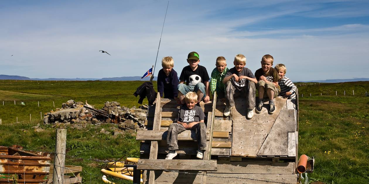 Têtes blondes du village - Flatey - Islande
