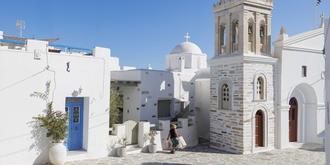 Ruelles blanches du village de Marpissa - Paros - Cyclades - Grèce
