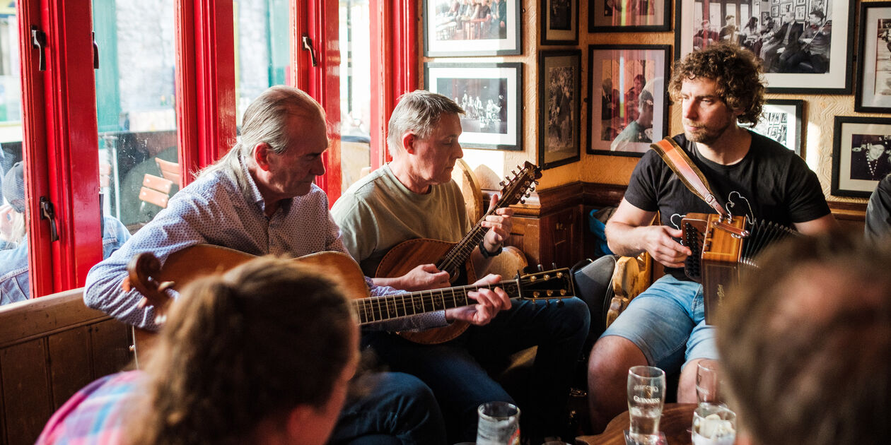 Musique irlandaise au pub Tig Coili - Galway - Irlande