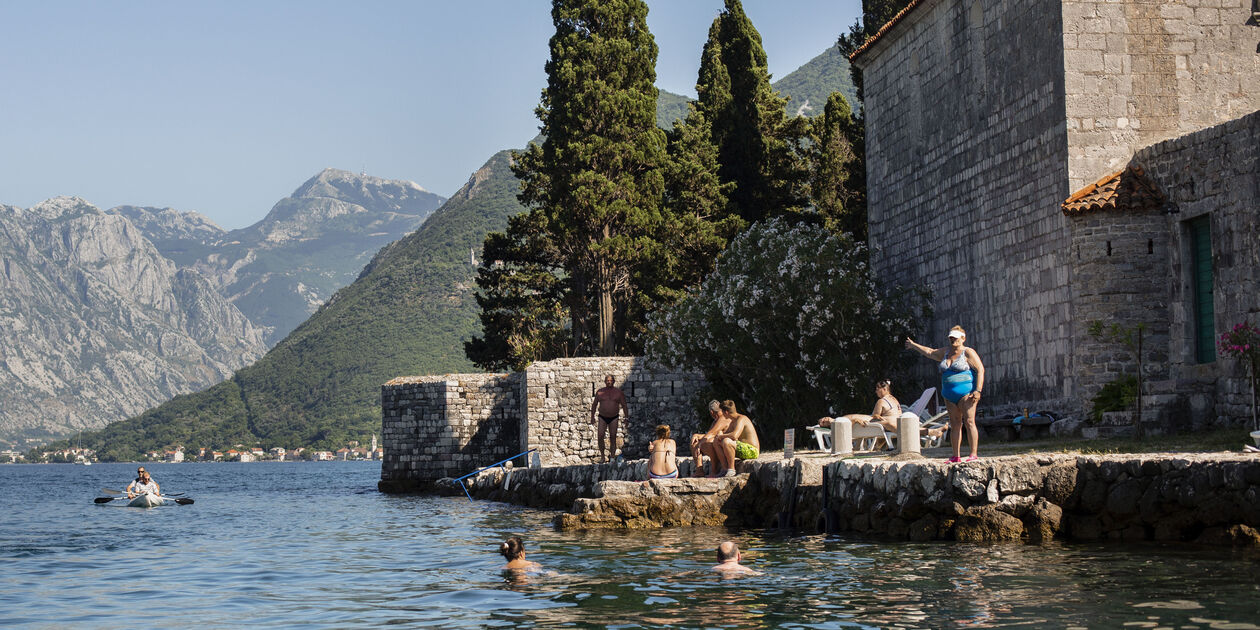 Baignade et kayak à Perast - Bouches de Kotor - Monténégro