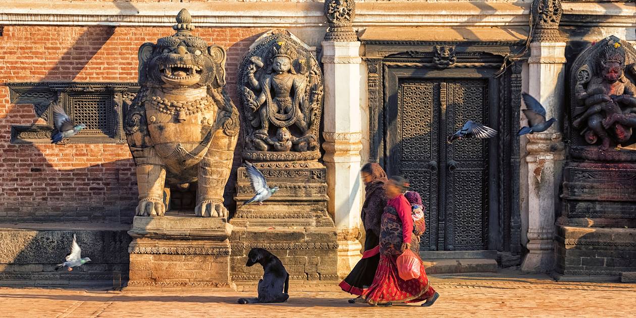 Scène devient sur Durbar Square, au lever du soleil - Bhaktapur - Népal