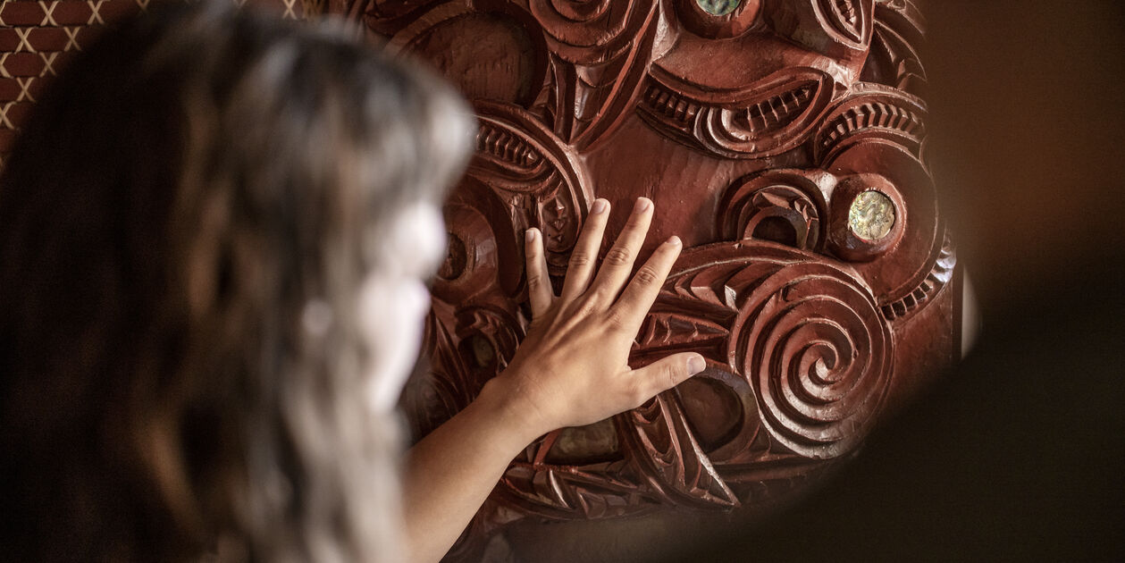 Sculpture maori - Rotorua - Île du Nord - Nouvelle Zélande