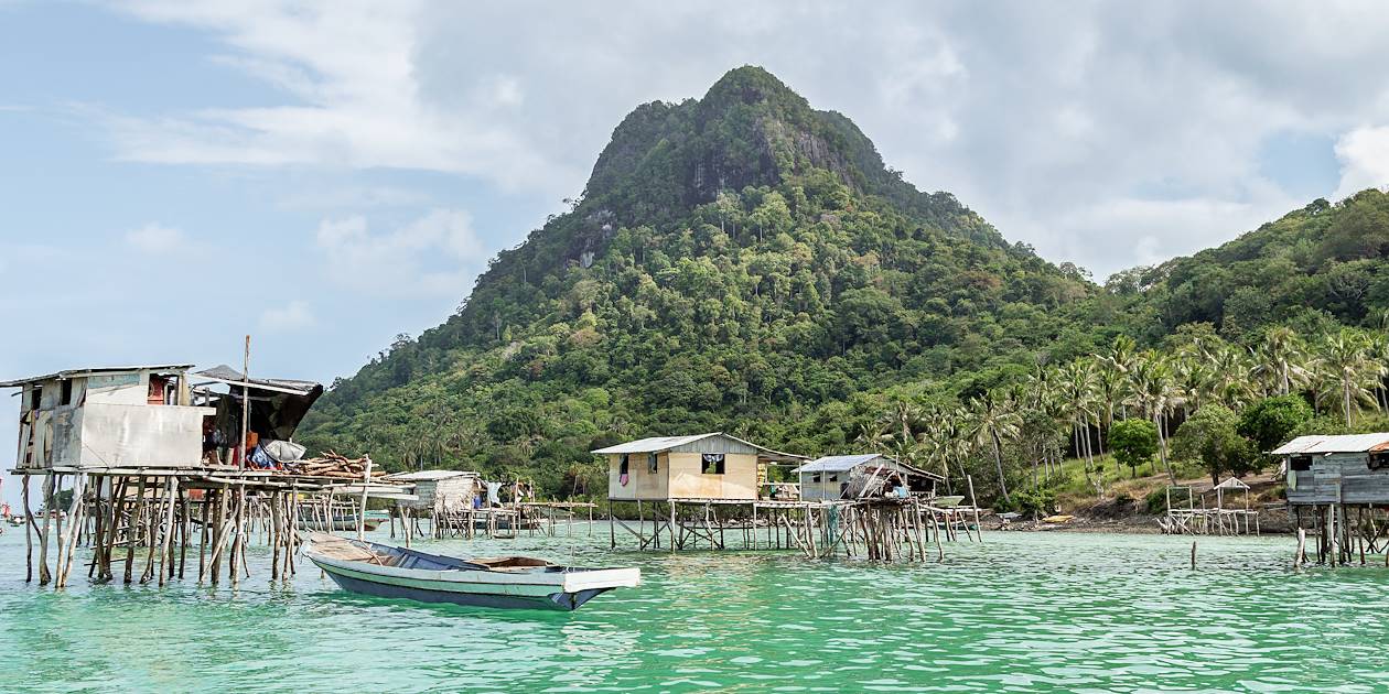 Village flottant dans le parc marin Tun Sakaran - Bornéo - Malaisie