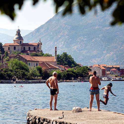 Baignade à Prcanj - Bouches de Kotor - Monténégro