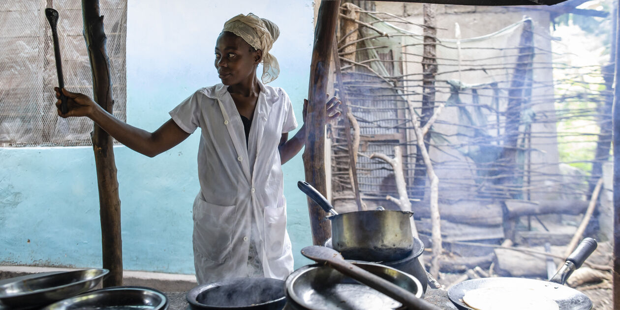 Déjeuner dans le village de Mto Wa Mbu - Mto Wa Mbu - Nord - Tanzanie 