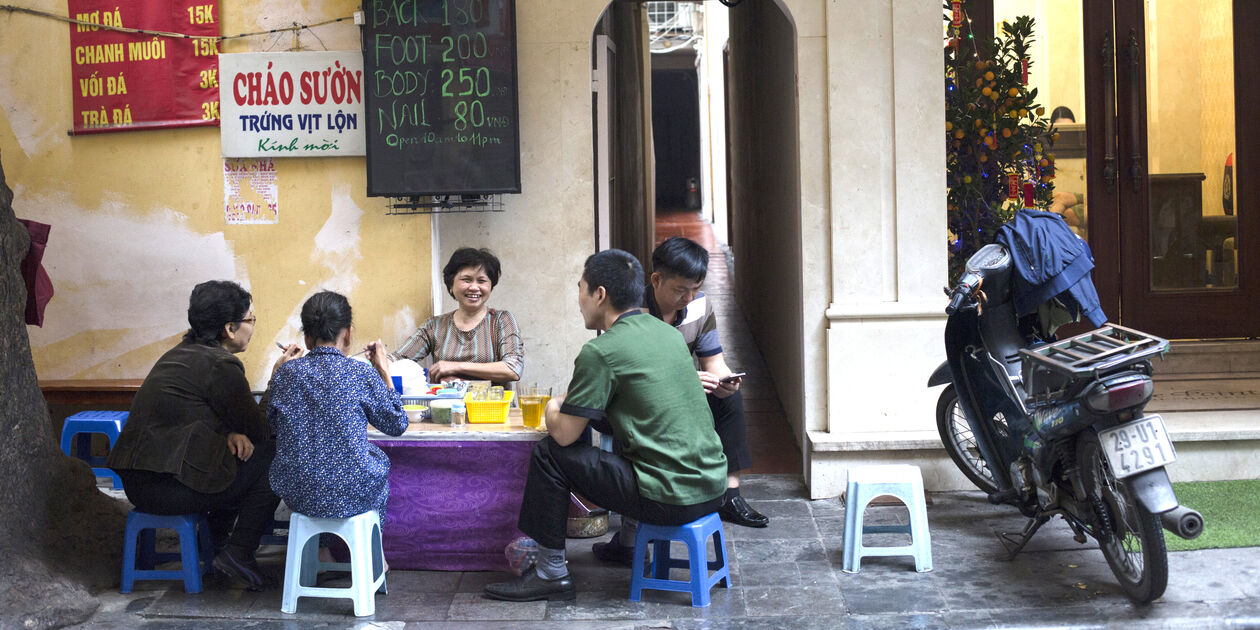 Street food dans les rues de Hanoï - Hanoï - Vietnam