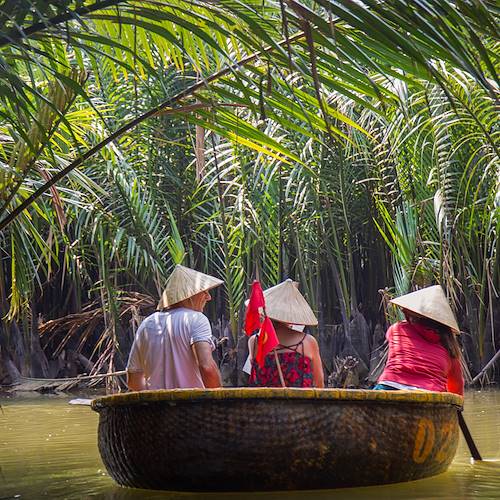 Balade en barque de bambou à travers la mangrove - Hoi An - Vietnam