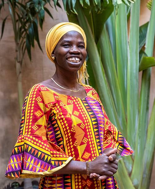 Jamm : portrait de Layfatou, employée de la maison d'hôtes - Saint Louis - Sénégal
