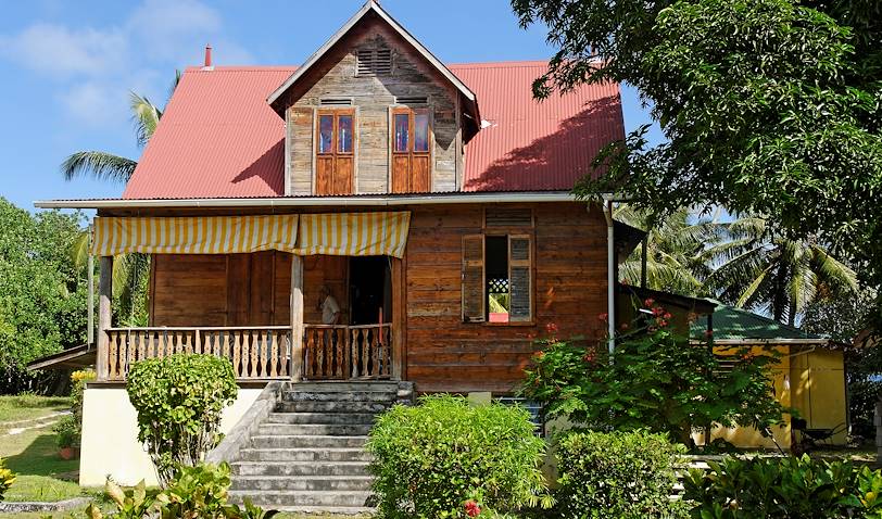 Maison coloniale reconvertie en maison d'hôtes - La Digue - Seychelles