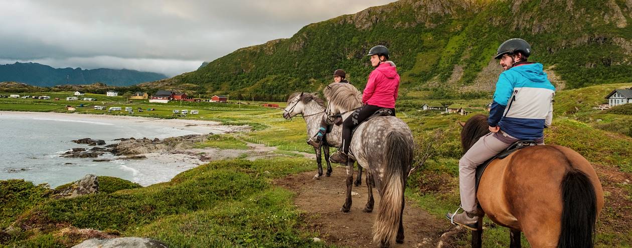 Les Lofoten à cheval - Gimsoysand - Norvège