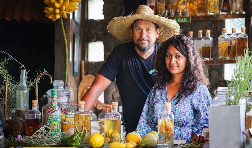 Atelier Rhum arrangé avec Mickaël et Raymonda - Îlet à Cordes - La Réunion