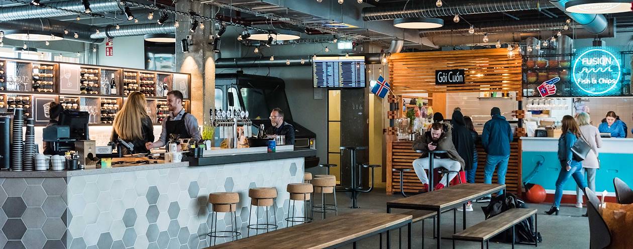 Le Grandi Mathöll, hangar abritant divers stands de street food - Reykjavik - Grand Reykjavik - Islande