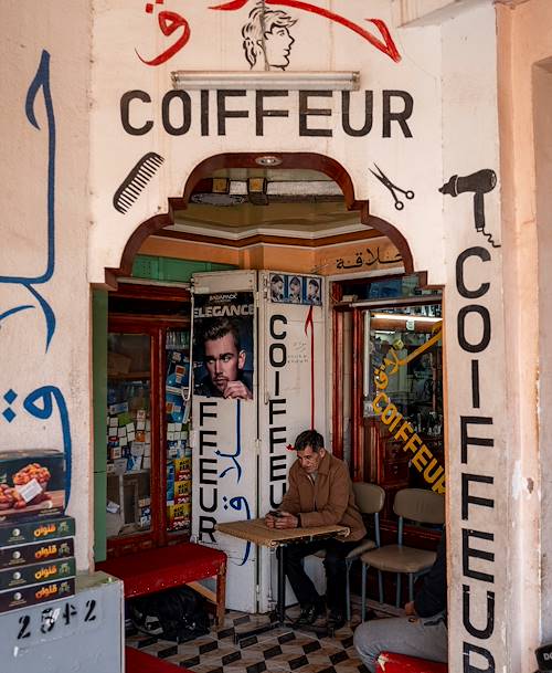 Salon de coiffeur à Kelaat M'Gouna - Vallée des Roses - Haut Atlas - Maroc