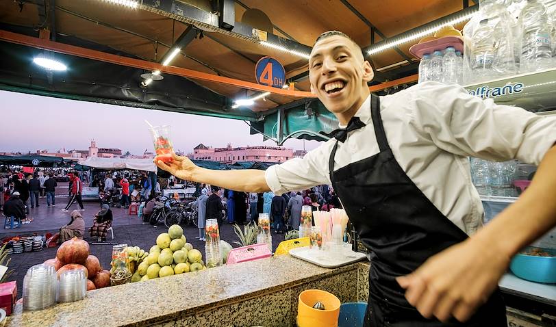 Stand de jus de fruits pressés sur la Place Jemaa El Fna - Marrakech - Maroc
