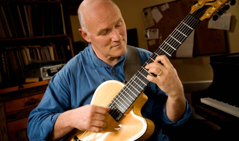Découverte de la guitare de Tasmanie avec Cary Lewincamp - Australie