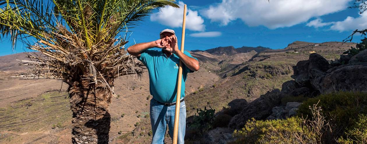 Démonstration de silbo, langage sifflé, à la Gomera - Îles Canaries - Espagne