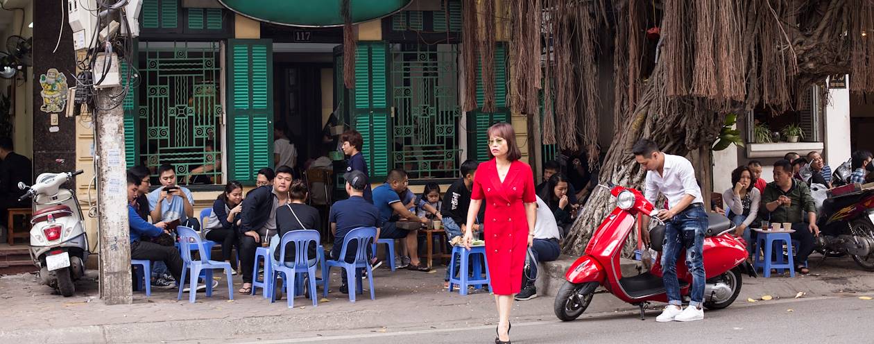 Terrasse de café dans le Quartier Français - Hanoï - Vietnam