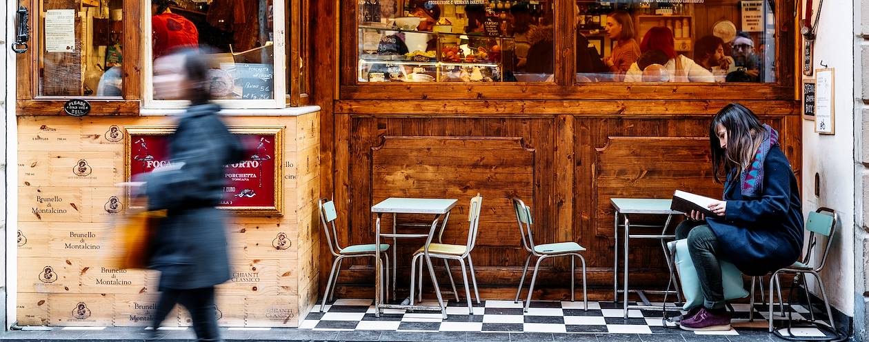 Épicerie fine à Bologne - Émilie-Romagne - Italie