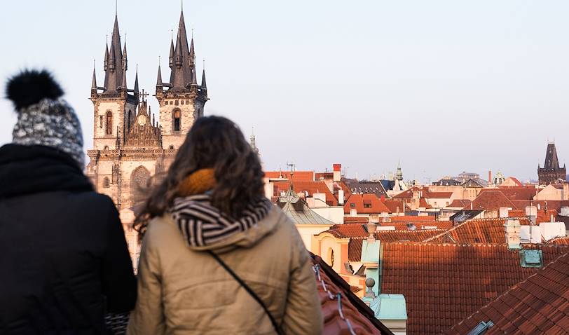 Vue depuis la terrasse d'un hôtel sur l'église Notre Dame de Tyn - Prague - République Tchèque