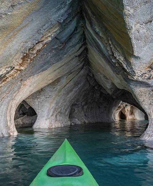 Chapelles de marbre en kayak sur le Lac Général Carriera - Chili