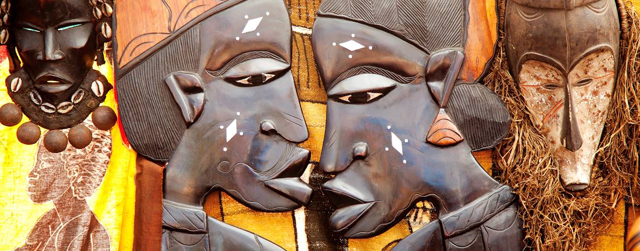 Sculptures et masques traditionnels - Malawi
