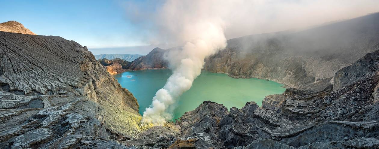 Volcan Kawah Ijen  sur l'île de Java - Indonésie