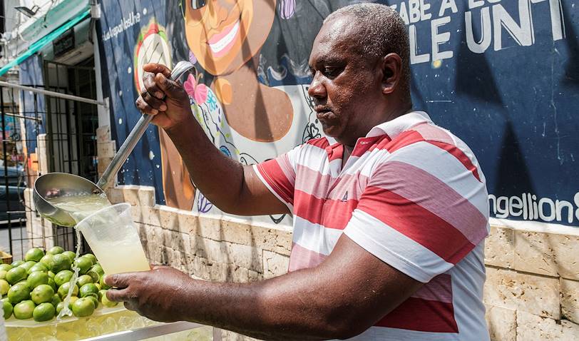 Vendeur de limonade dans le quartier Getsemani - Carthagène des Indes - Colombie