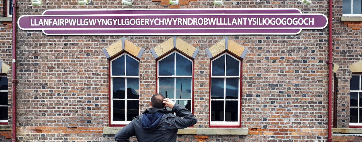 Llanfair PG et son nom à rallonge, un vrai casse-tête - Île d'Anglesey - Pays de Galles - Royaume-Uni