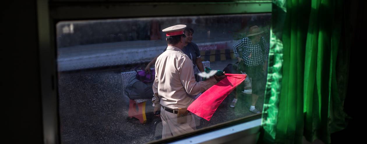 Voyage dans le train de nuit reliant Bangkok / Chiang Mai - Chiang Mai - Thaïlande