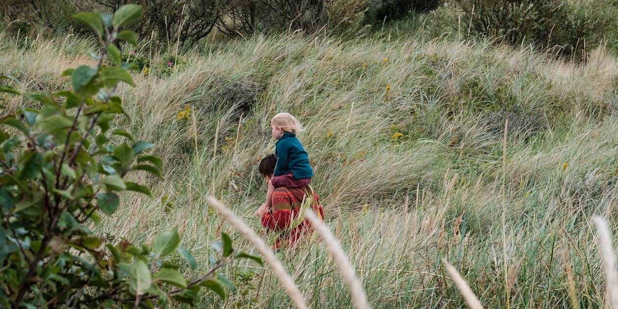 Enfant dans les dunes - Skagen - Danemark