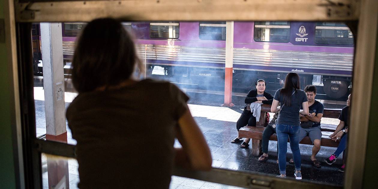 Voyage dans le train de nuit reliant Bangkok / Chiang Mai - Chiang Mai - Thaïlande