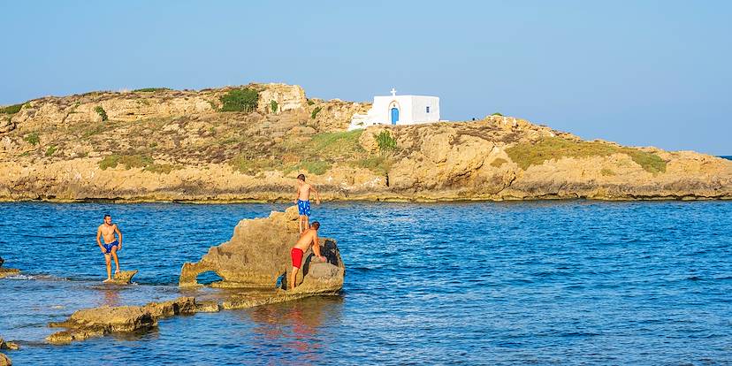 Baignade sur l'île de Skyros - archipel des Sporades - Grèce