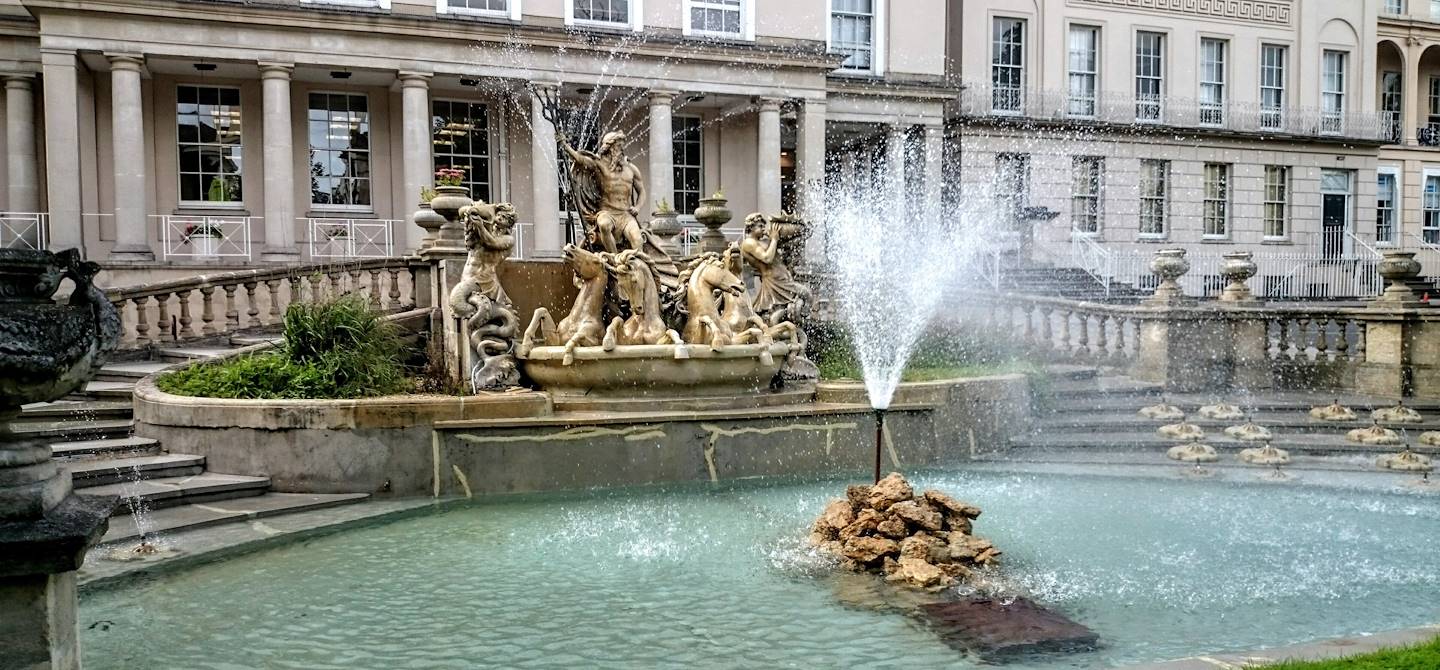 Neptune Fountain - Cheltenham - Angleterre - Royaume-Uni