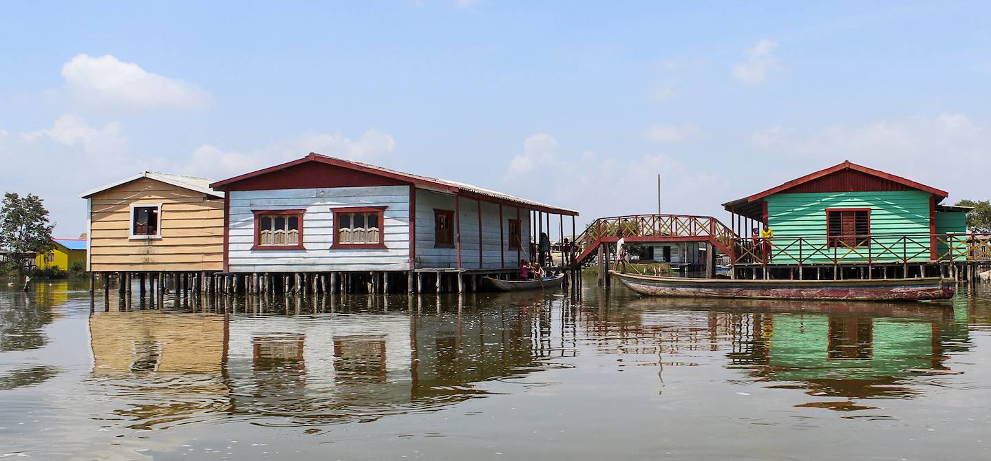 Nueva Venecia, village flottant situé au cœur de la Cienaga Grande de Santa Marta - Colombie